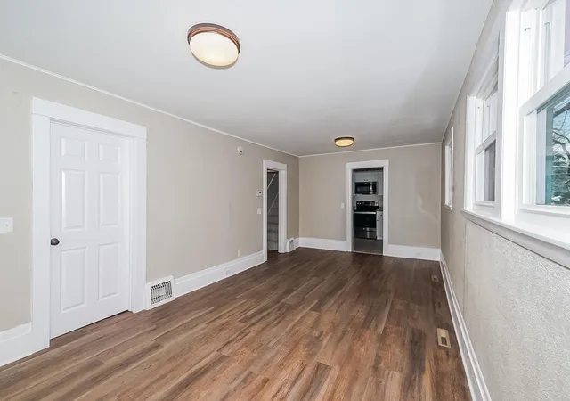 Photo 4 of Single family home for sale at 719 W 40th Street, Minneapolis, MN 55409 | MLS# 7144884 | Listing updated on 2026-09-17