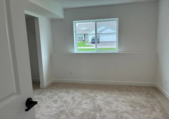 Photo 4 of Single family home for sale at 10919 Hemingway Ave S, Cottage Grove, MN 55016 | MLS# 7144895 | Listing updated on 2026-09-21