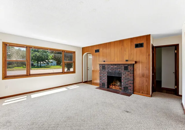 Photo 3 of Sale Pending at 4374 Us 61, Red Wing, MN 55066 | MLS# 7144934 | Listing updated on 2026-10-20