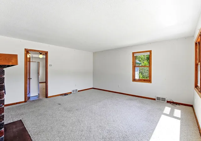 Photo 4 of Sale Pending at 4374 US 61, Red Wing, MN 55066 | MLS# 7144934 | Listing updated on 2026-10-20