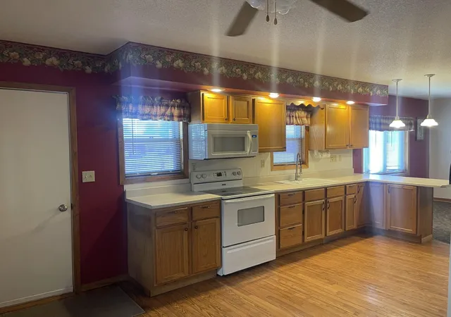 Photo 1 of Single family home for sale at 273 E Morgan St, Tracy, MN 56175 | MLS# 7144954 | Listing updated on 2026-09-17