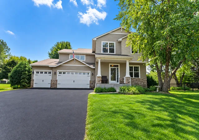 Single family home for sale at 14068 Auburn Ave, Rosemount, MN 55068 | MLS# 7144966
