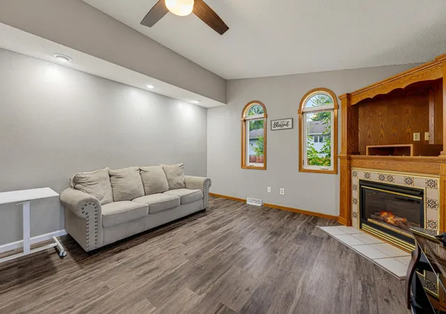 Photo 3 of Sale Pending at 512 Abby Ln, Glencoe, MN 55336 | MLS# 7144980 | Listing updated on 2026-10-19