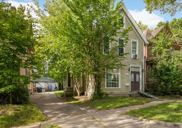 Photo 2 of Single family home for sale at 735 Wilson Ave, Saint Paul, MN 55106 | MLS# 7144994 | Listing updated on 2026-09-23