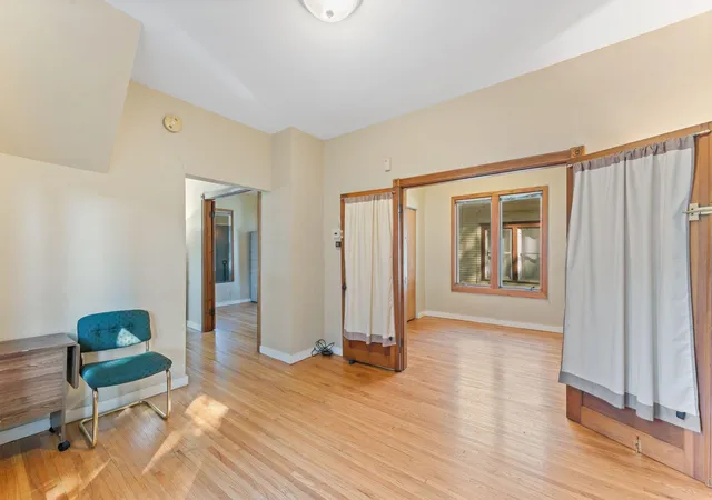 Photo 3 of House for sale at 1076 25th Avenue SE, Minneapolis, MN 55414 | MLS# 7144995 | Listing updated on 2026-10-08