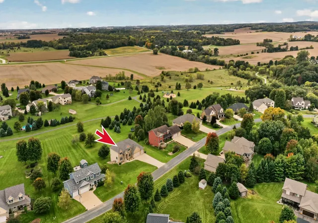 Photo 3 of Single family home for sale at 570 Valley View Rd SW, Oronoco, MN 55960 | MLS# 7145014 | Listing updated on 2026-10-16