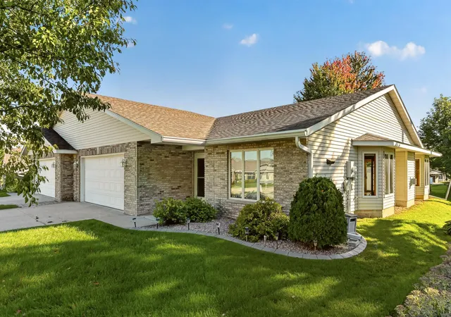 Photo 1 of Single family home for sale at 412 3rd Avenue Nw, Byron, MN 55920 | MLS# 7145020 | Listing updated on 2026-09-29