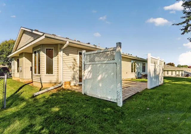 Photo 3 of Single family home for sale at 412 3rd Avenue Nw, Byron, MN 55920 | MLS# 7145020 | Listing updated on 2026-09-29