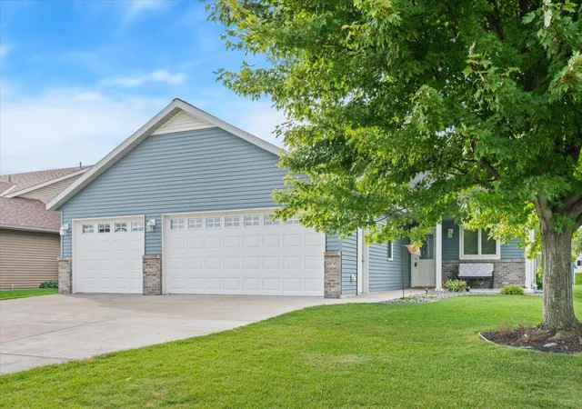 Photo 1 of Single family home for sale at 1809 7th Street N, Sartell, MN 56377 | MLS# 7145022 | Listing updated on 2026-10-04