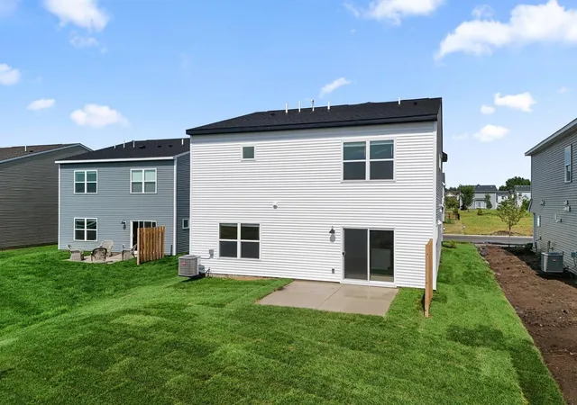 Photo 2 of Single family home for sale at 1220 Edge Cir, Jordan, MN 55352 | MLS# 7145071 | Listing updated on 2026-10-06