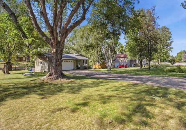 Photo 3 of Sale Pending at 210 Lakeview Dr, Spicer, MN 56288 | MLS# 7145073 | Listing updated on 2026-09-24