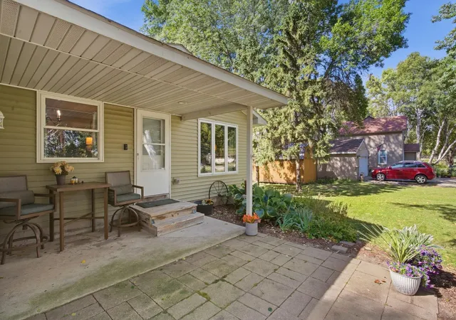 Photo 3 of Sale Pending at 210 Lakeview Dr, Spicer, MN 56288 | MLS# 7145073 | Listing updated on 2026-09-24