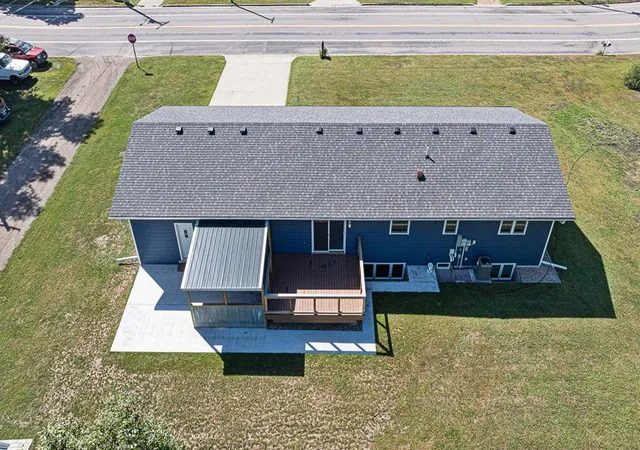 Photo 3 of Single family home for sale at 306 W 4th Street, Minneota, MN 56264 | MLS# 7145117 | Listing updated on 2026-09-19