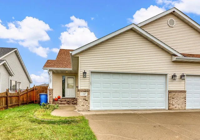 Townhouse for sale at 1107 37th Avenue S, Moorhead, MN 56560 | MLS# 7145121