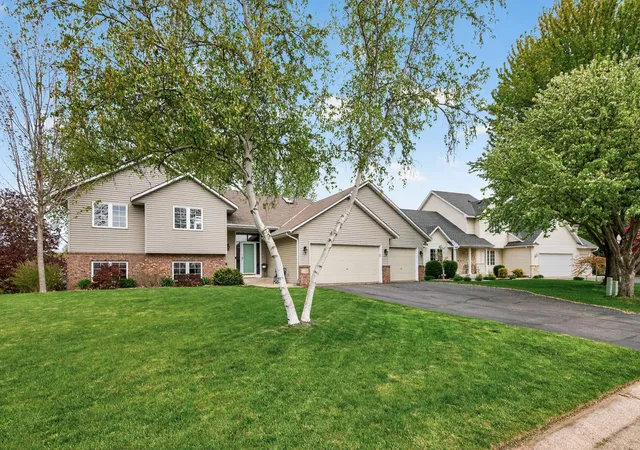 Photo 2 of Single family home for sale at 7148 Maryland Cir, Savage, MN 55378 | MLS# 7145126 | Listing updated on 2026-09-16