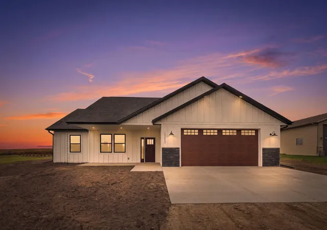 Photo 2 of Single family home for sale at 10653 Marty View Cir, Kimball, MN 55353 | MLS# 7145128 | Listing updated on 2026-10-20