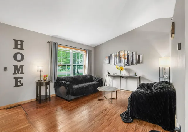 Photo 3 of Single family home for sale at 25931 9th Street W, Zimmerman, MN 55398 | MLS# 7145159 | Listing updated on 2026-09-29