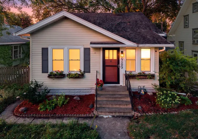 Photo 1 of Single family home for sale at 4509 1st Avenue S, Minneapolis, MN 55419 | MLS# 7145186 | Listing updated on 2026-09-29