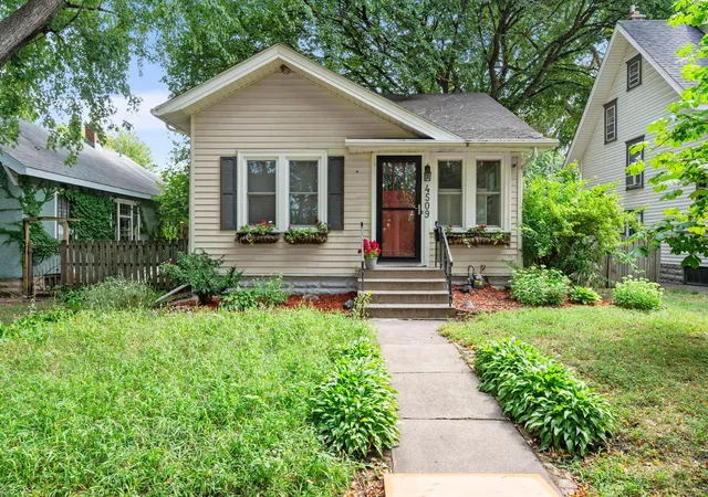 Photo 2 of Single family home for sale at 4509 1st Avenue S, Minneapolis, MN 55419 | MLS# 7145186 | Listing updated on 2026-09-29