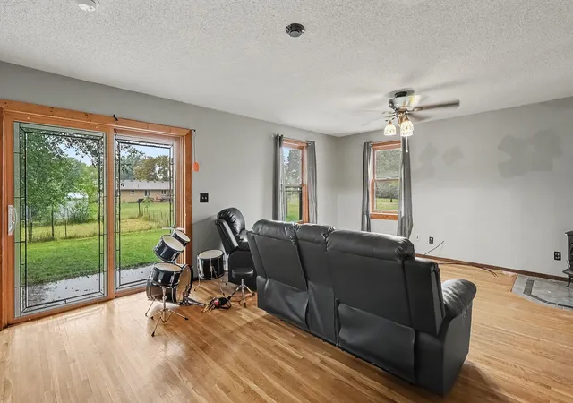 Photo 4 of Single family home for sale at 609 Main St N, Lonsdale, MN 55046 | MLS# 7145205 | Listing updated on 2026-09-17