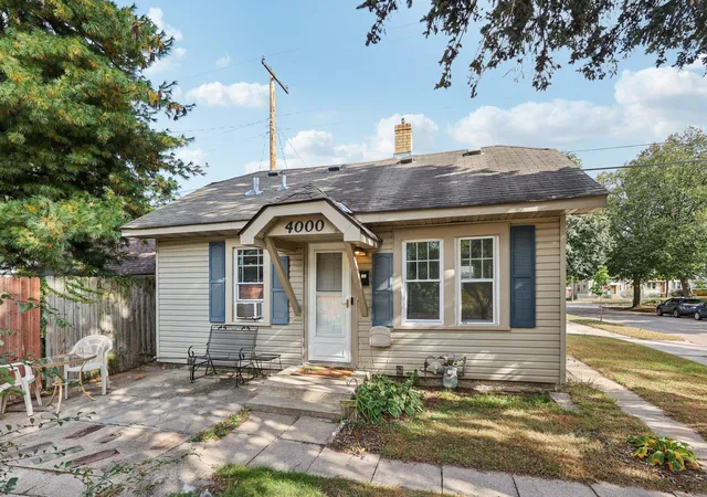 Photo 1 of Single family home for sale at 4000 Sheridan Ave N, Minneapolis, MN 55412 | MLS# 7145209 | Listing updated on 2026-09-17