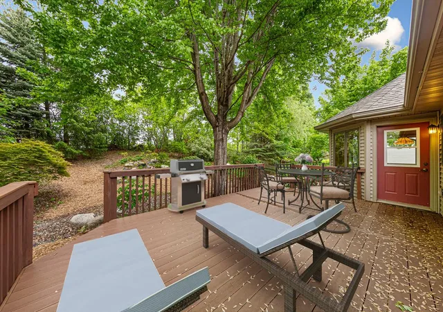 Photo 3 of Single family home for sale at 1508 Lockwood Dr, Northfield, MN 55057 | MLS# 7145214 | Listing updated on 2026-09-17