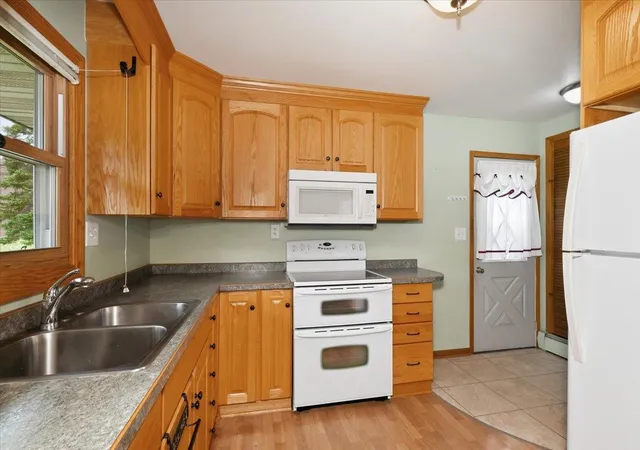 Photo 2 of Sale Pending at 4331 E 3rd Street, Superior, WI 54880 | MLS# 7145253 | Listing updated on 2026-09-19