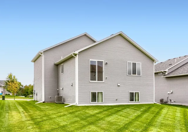 Photo 4 of Single family home for sale at 10159 189th Avenue NW, Elk River, MN 55330 | MLS# 7145256 | Listing updated on 2026-09-21