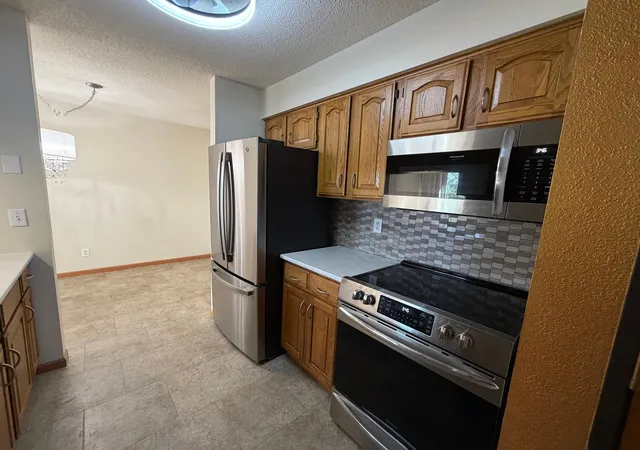 Listing Photo 4 - Condo for sale in building located at 1801 Becker Ave SE, Willmar, MN 56201 - Unit #306