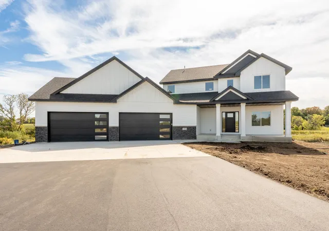 Photo 1 of Single family home for sale at 2193 Payten Ln, Jordan, MN 55352 | MLS# 7145285 | Listing updated on 2026-09-25