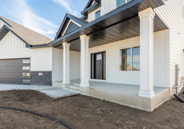 Photo 3 of Single family home for sale at 2193 Payten Ln, Jordan, MN 55352 | MLS# 7145285 | Listing updated on 2026-09-25