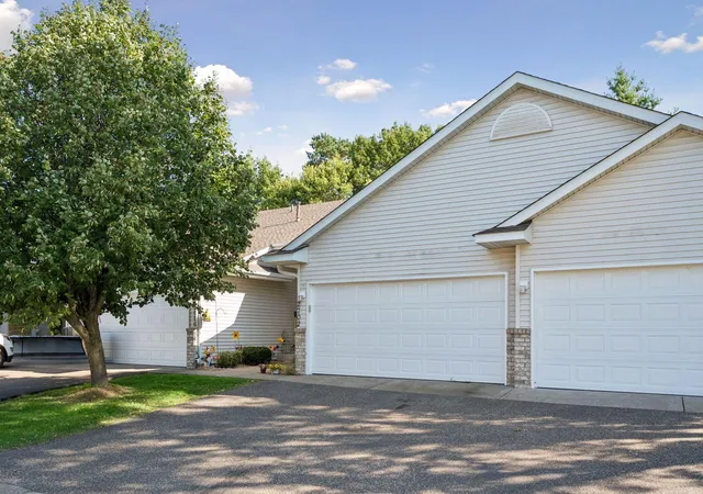 Photo 3 of Single family home for sale at 12702 3rd Avenue N, Zimmerman, MN 55398 | MLS# 7145295 | Listing updated on 2026-09-17