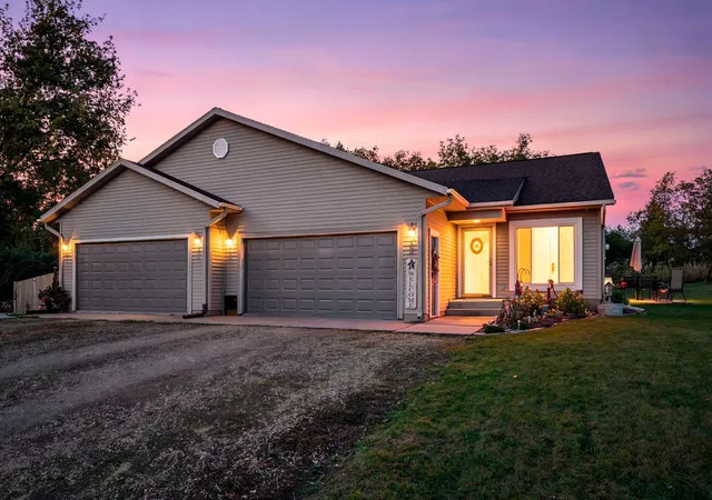 Photo 1 of Townhouse for sale at 162 3rd Street, Glenwood City, WI 54013 | MLS# 7145319 | Listing updated on 2026-09-24