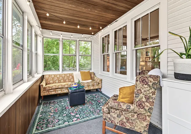 Photo 3 of Single family home for sale at 340 6th Avenue S, South Saint Paul, MN 55075 | MLS# 7145343 | Listing updated on 2026-09-17