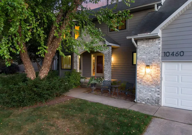 Photo 2 of Sale Pending at 10460 170th Street W, Lakeville, MN 55044 | MLS# 7145344 | Listing updated on 2026-09-28