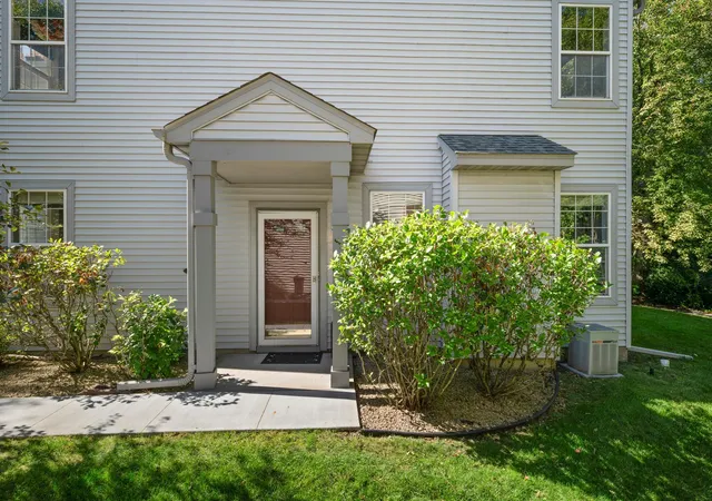 Photo 2 of Single family home for sale at 16914 79th Avenue N, Maple Grove, MN 55311 | MLS# 7145354 | Listing updated on 2026-10-03