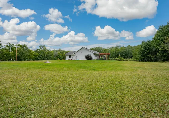 Photo 3 of Single family home for sale at 16559 County Rd 455, Grand Rapids, MN 55744 | MLS# 7145358 | Listing updated on 2026-09-18