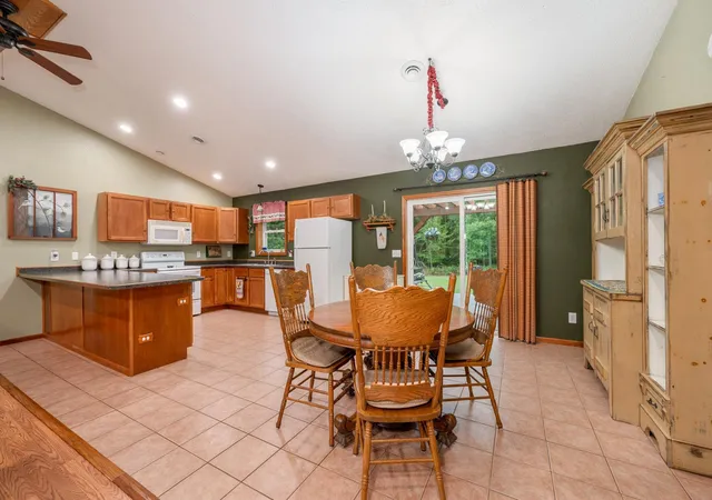 Photo 4 of Single family home for sale at 16559 County Rd 455, Grand Rapids, MN 55744 | MLS# 7145358 | Listing updated on 2026-09-18