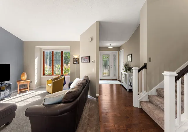 Photo 4 of Single family home for sale at 9056 Sequoia Rd, Saint Paul, MN 55125 | MLS# 7145400 | Listing updated on 2026-09-18