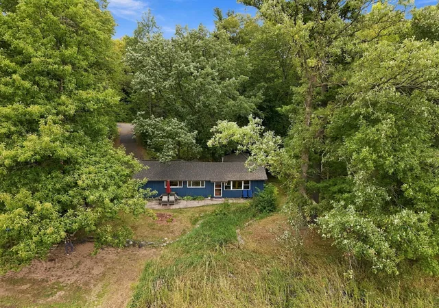 Photo 3 of Single family home for sale at 4532 Sand Lake Rd, Moose Lake, MN 55767 | MLS# 7145423 | Listing updated on 2026-09-30