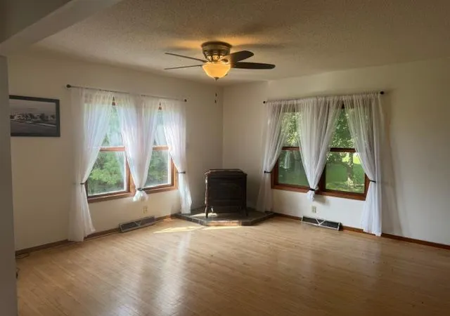 Photo 2 of Single family home for sale at 28558 80th Street, Waseca, MN 56093 | MLS# 7145434 | Listing updated on 2026-10-13