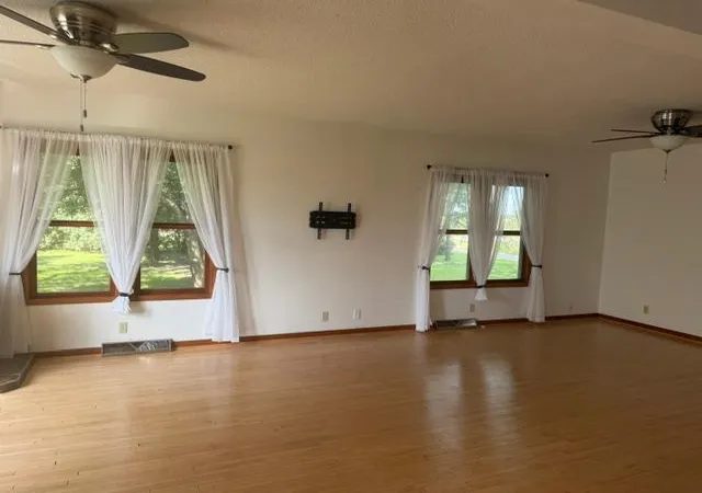 Photo 3 of Single family home for sale at 28558 80th Street, Waseca, MN 56093 | MLS# 7145434 | Listing updated on 2026-10-13