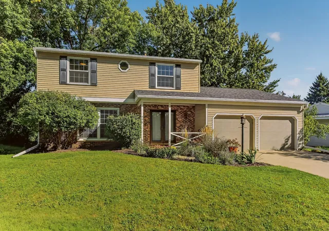 Photo 1 of Sale Pending at 456 Valhalla Ct Nw, Rochester, MN 55901 | MLS# 7145450 | Listing updated on 2026-09-29