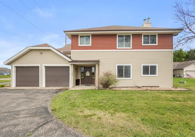 Photo 2 of Condo for sale at 4457 Westdel Rd, Farmington, MN 55024 | MLS# 7145460 | Listing updated on 2026-09-17