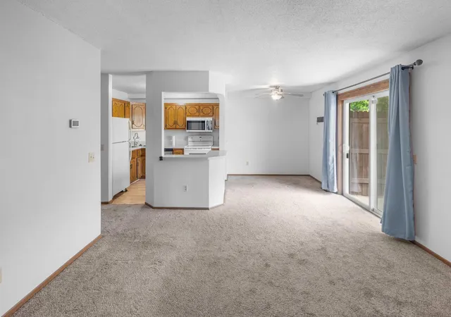 Photo 3 of Condo for sale at 4457 Westdel Rd, Farmington, MN 55024 | MLS# 7145460 | Listing updated on 2026-09-17