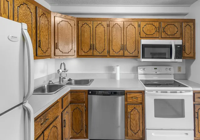 Photo 4 of Condo for sale at 4457 Westdel Rd, Farmington, MN 55024 | MLS# 7145460 | Listing updated on 2026-10-08