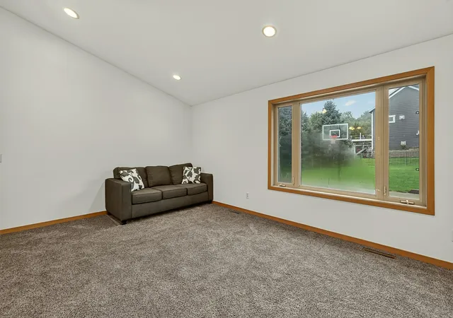 Photo 2 of Single family home for sale at 1594 Amco Dr SE, Chatfield, MN 55923 | MLS# 7145487 | Listing updated on 2026-10-05