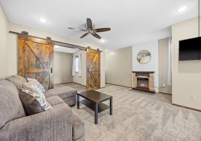 Photo 3 of Single family home for sale at 545 Graham St SW, Hutchinson, MN 55350 | MLS# 7145503 | Listing updated on 2026-09-21