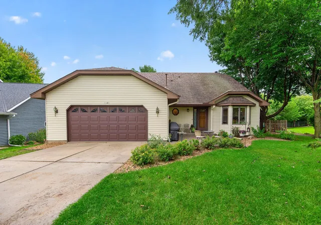 Photo 4 of Single family home for sale at 7948 Blanchard Way, Inver Grove Heights, MN 55076 | MLS# 7145504 | Listing updated on 2026-10-04