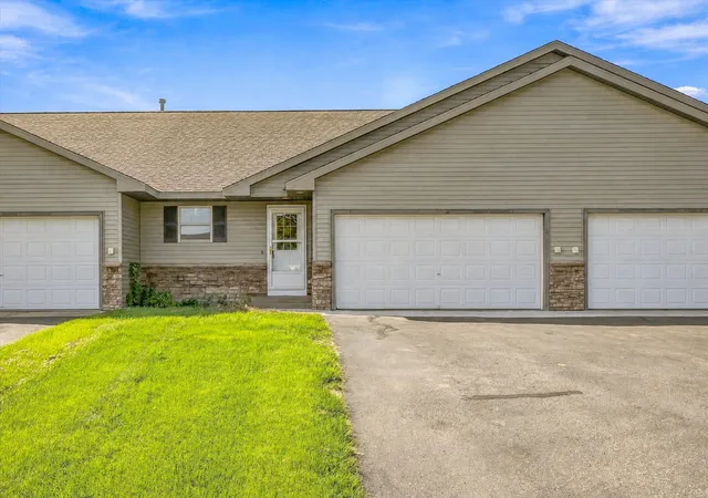 Photo 1 of Single family home for sale at 1728 Redhead Ave, Baldwin, WI 54002 | MLS# 7145522 | Listing updated on 2026-09-18